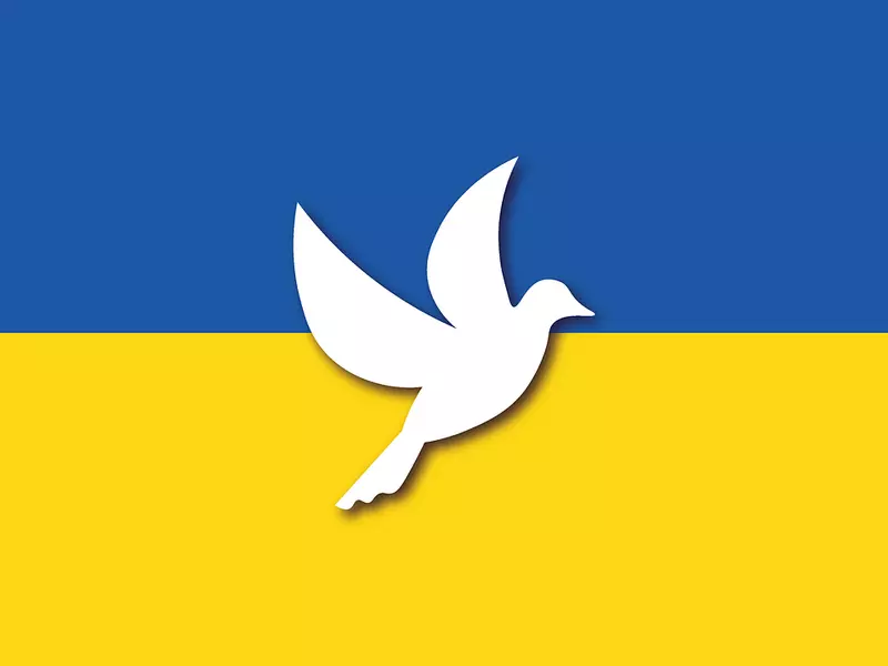 Flagge Ukraine mit Taube